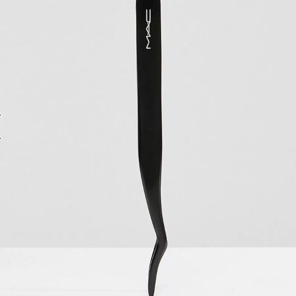 MAC Cosmetics Lash Applicator - Picture 4 of 12
